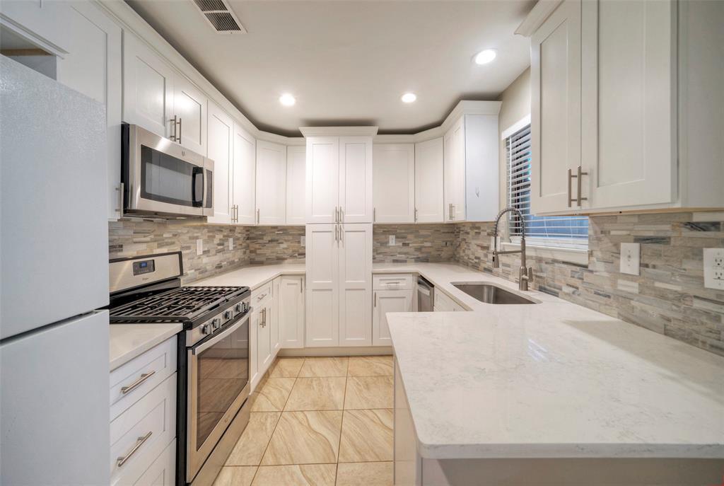 Foto principal - 104 Skyloop Dr