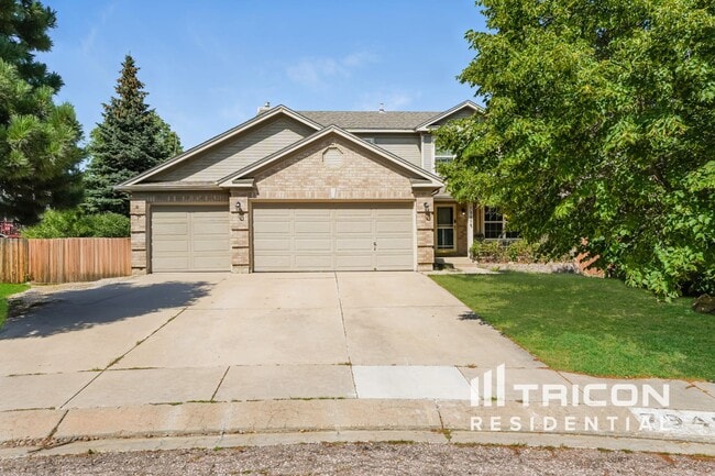 Building Photo - 7945 Holland Ct