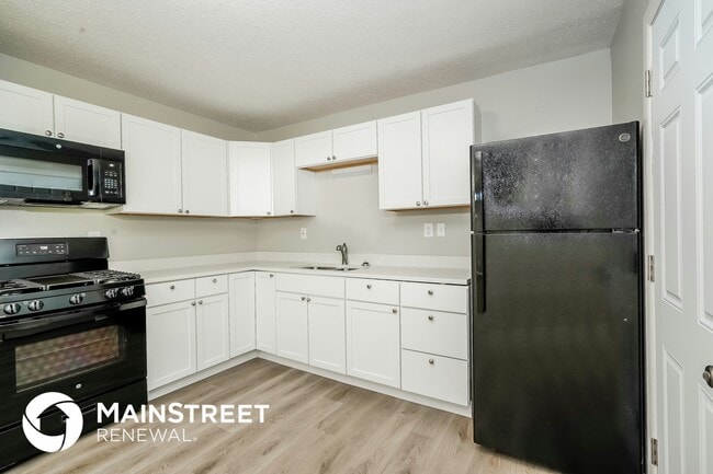 Building Photo - 3730 Erin Dr