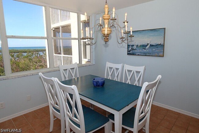 Building Photo - 5550 Heron Point Dr
