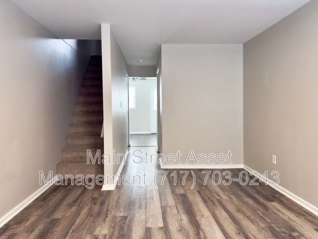 Building Photo - 31 Union St