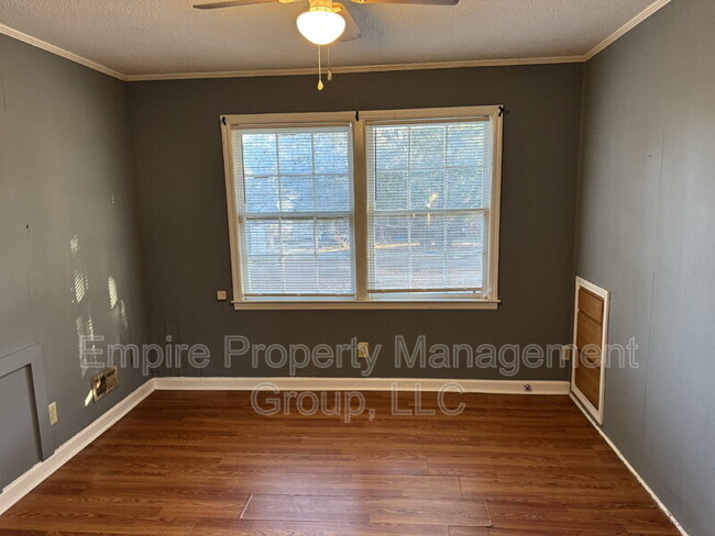 Foto del edificio - 3508 Traveler Ln