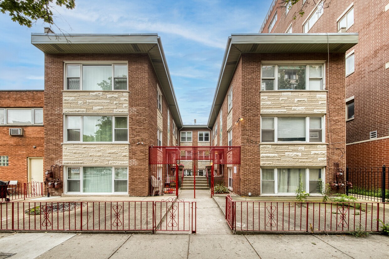 Primary Photo - 305 W 23rd St
