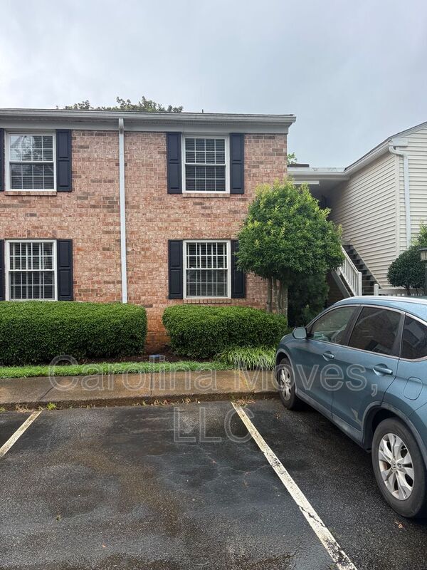 Foto del edificio - 925 Cleveland St