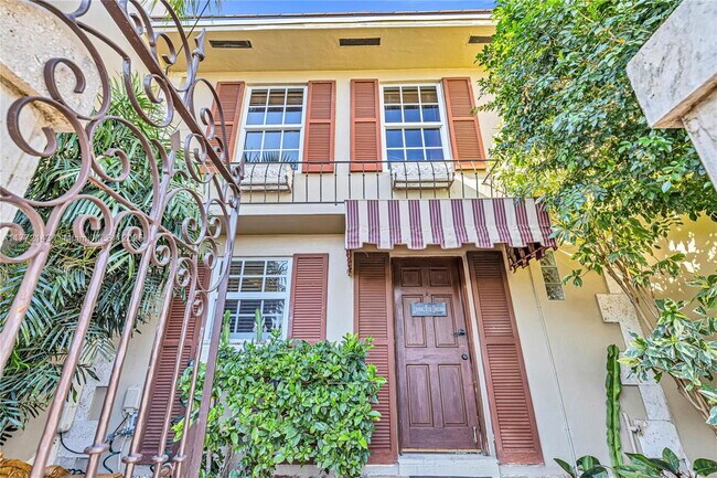 Foto del edificio - 2211 NE 123rd St