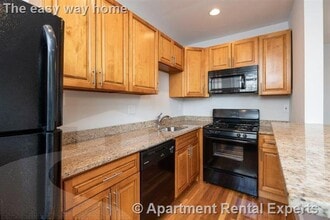 Building Photo - 138 Highland Ave