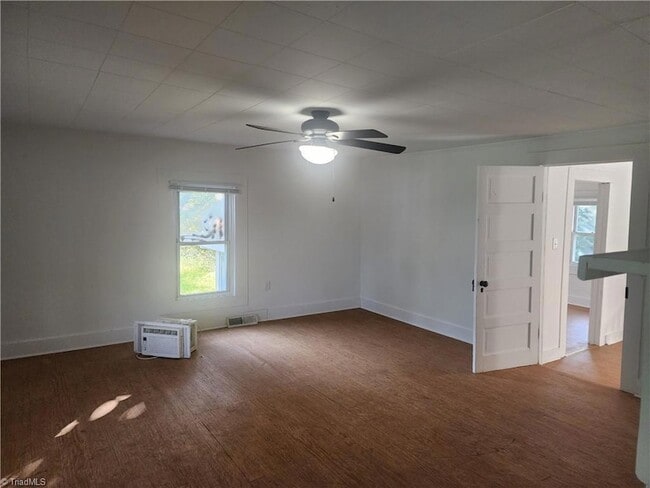 Building Photo - 322 Oscar Hill Rd