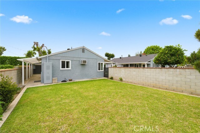 Building Photo - 6268 N Muscatel Ave