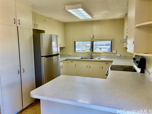 Building Photo - 98-400-400 Ponohale St