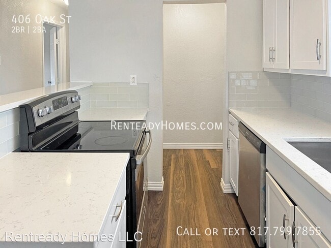 Building Photo - 2 br, 2 bath House - 406 Oak St