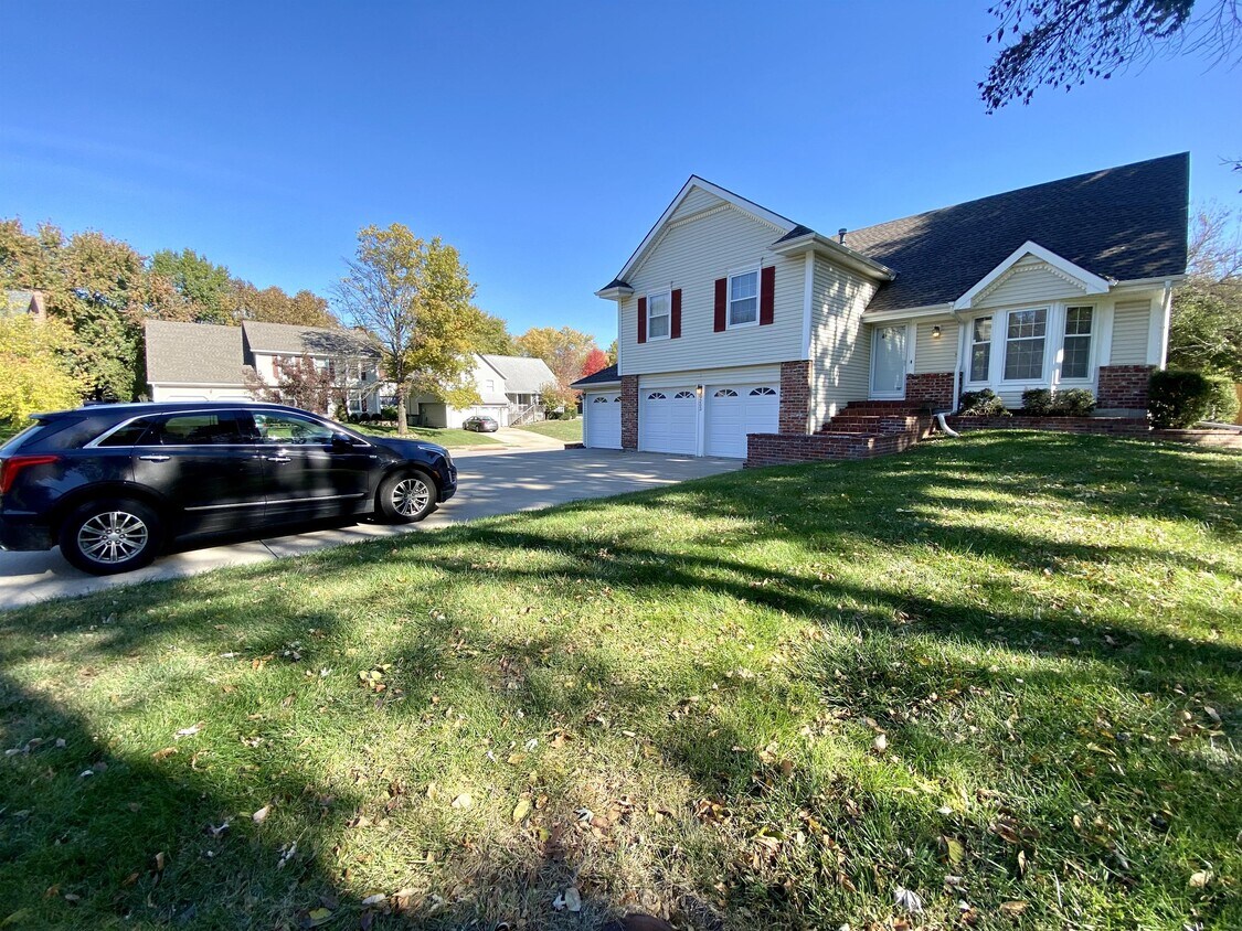 Primary Photo - 9203 Swarner Dr