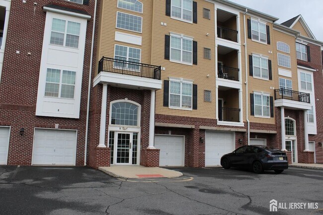 Foto del edificio - 3223 Edward Stec Blvd