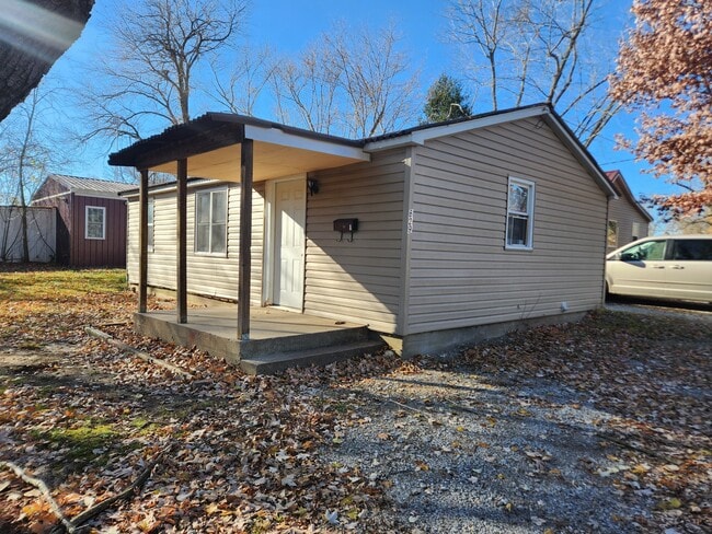 Foto del edificio - 629 Maple St