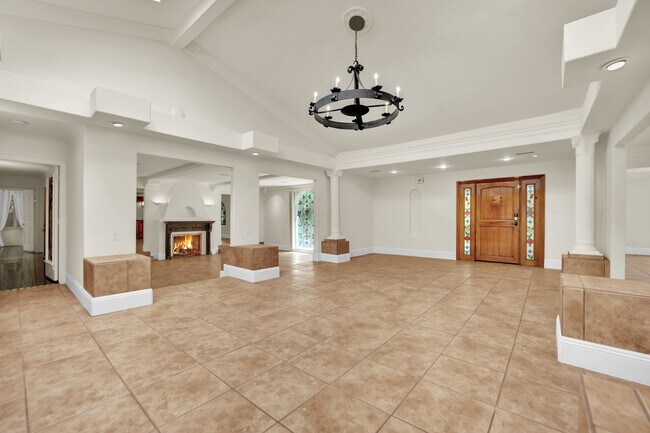 Foto del edificio - 1250 Shadow Ln