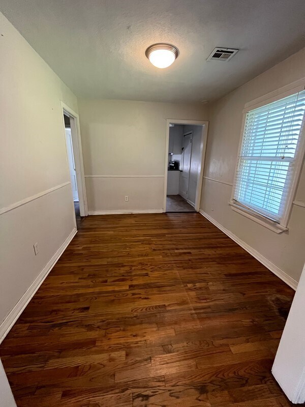 Foto del edificio - Cute Home in Heart of Edmond