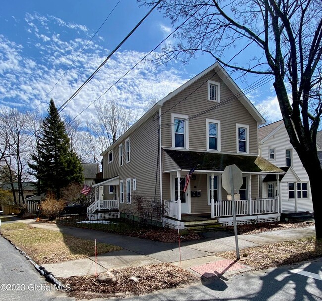 Front/Side View - use front or side doors - 104 Catherine St