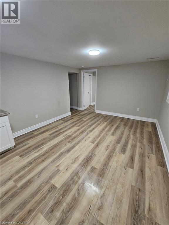 Photo du bâtiment - 539 Woodlawn Rd