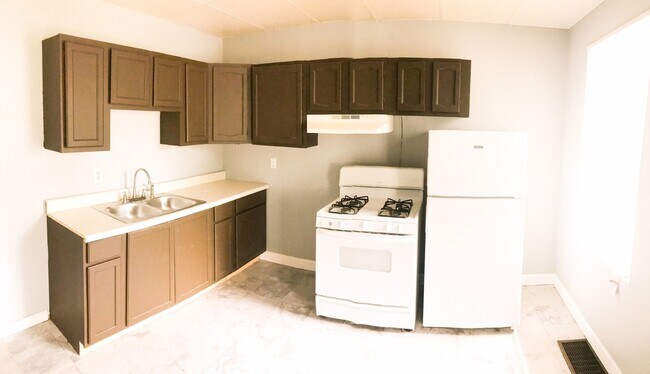 Foto del edificio - Beautiful 1+ bed S City Bungalow Central A/C Quiet Street