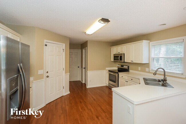 Foto del edificio - 118 Creekview Ln
