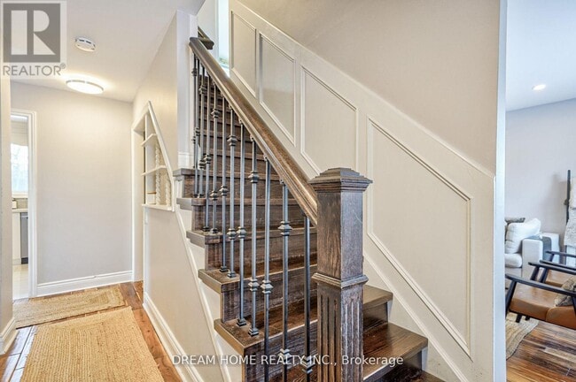 Building Photo - 417 Borden Ave