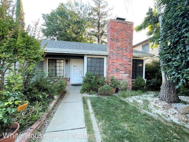 Building Photo - 3 br, 2 bath House - 3001 Yarwood Way