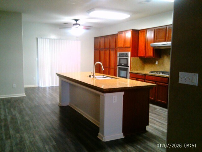 Foto del edificio - NW-WELCOME HOME !!! MOVE IN SPECIAL! $3547.50 MOVES YOU IN!