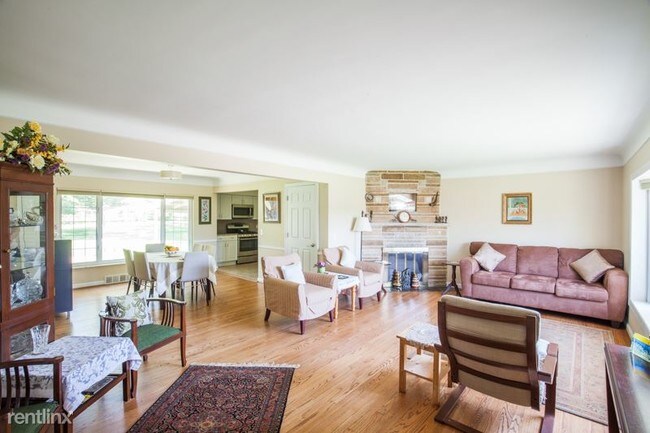 Foto del edificio - 2 br, 2 bath House - 5600 Cooper