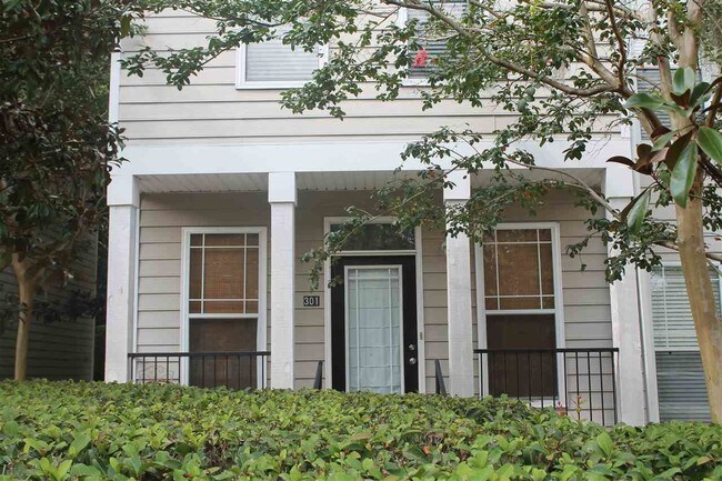 Foto del edificio - 2400 Fred Smith Rd