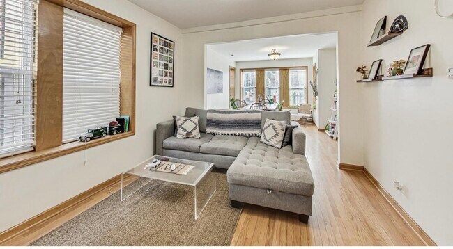 Foto del edificio - 2614 W Thomas St