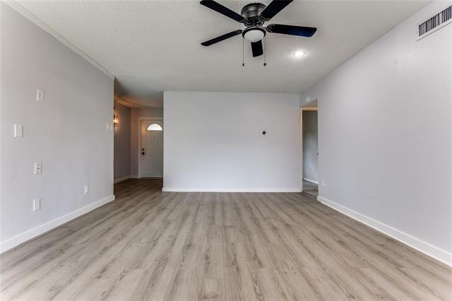 Building Photo - 217 Trailridge Dr