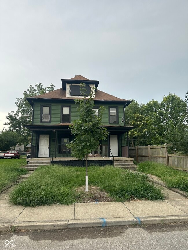 Building Photo - 615 N Tacoma Ave