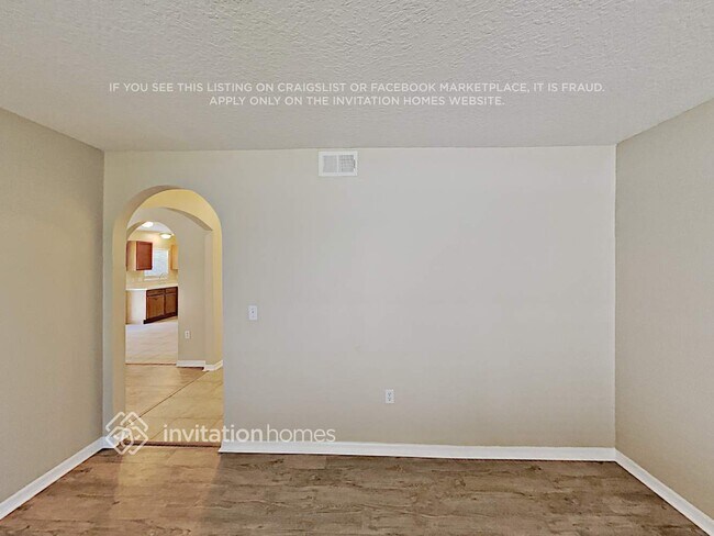 Building Photo - 1806 Torrington Dr