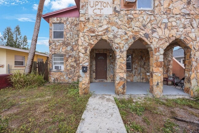Foto del edificio - 1116 Upton Ct S