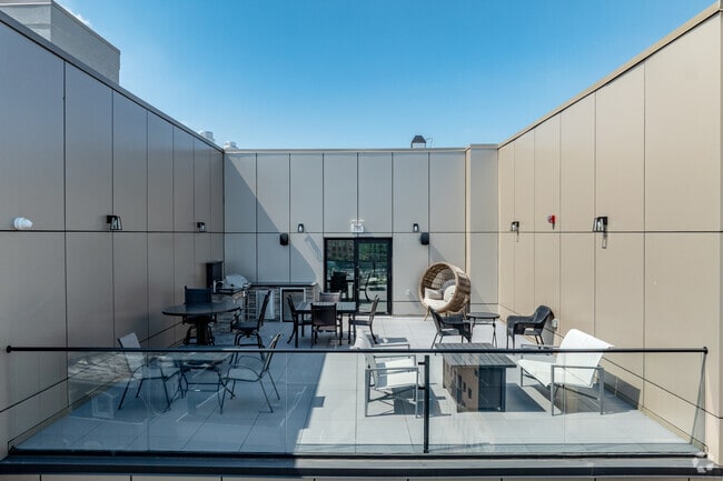 Rooftop Deck - Tetris