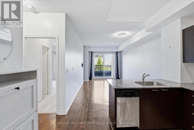 Building Photo - 385 Prince of Wales Dr