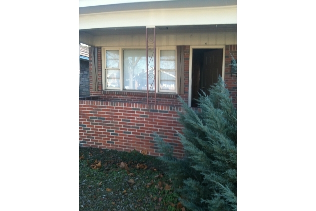 Building Photo - 1145 Sloan Ave