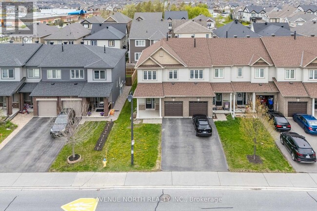 Building Photo - 940 Kilbirnie Dr