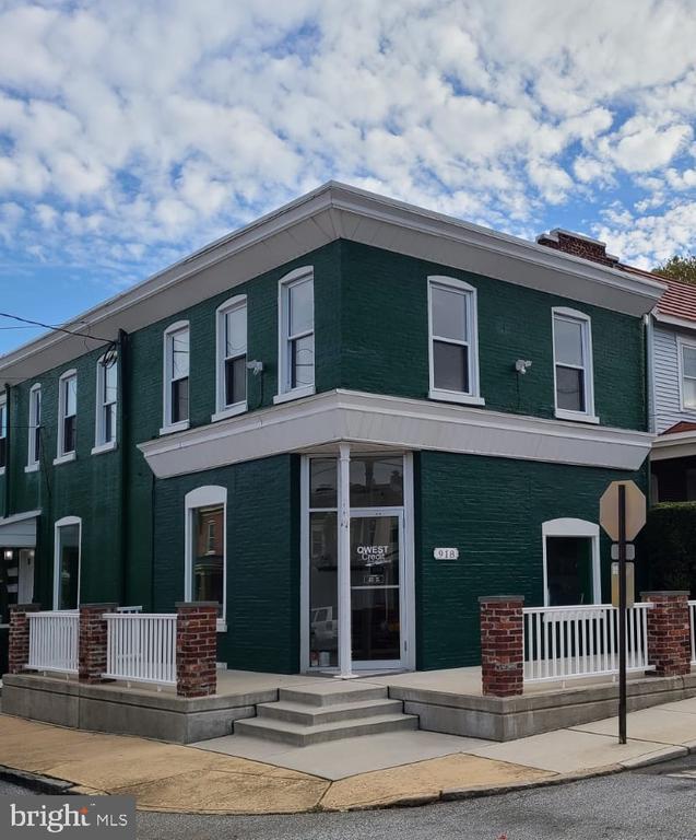 Foto principal - 918 N Clayton St