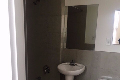 Foto principal - 1765 Townsend Ave