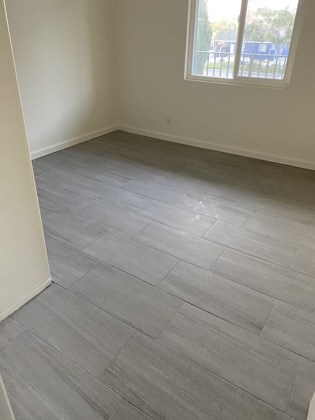 Foto principal - 4227 Manhattan Beach Blvd