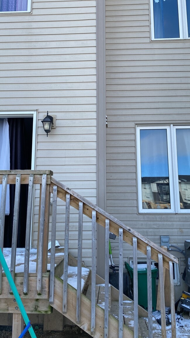 Building Photo - 54 Butcher Cres