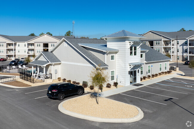 Clubhouse - The Crossings at Riverwalk