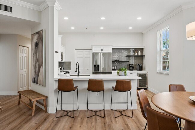 Foto del edificio - 11770 St Andrews Place