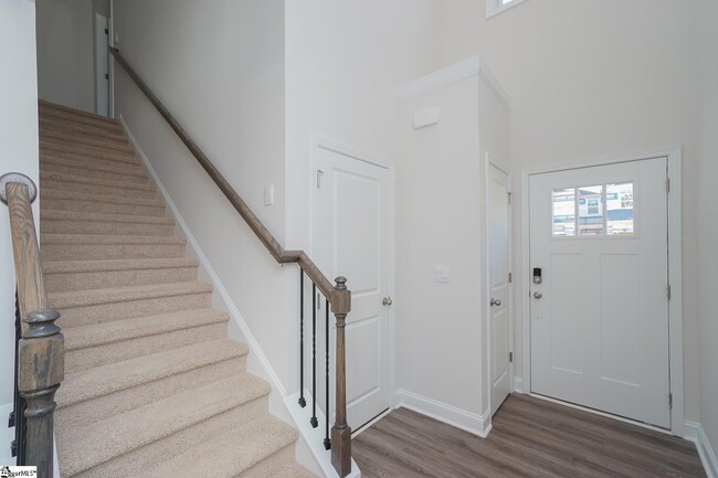 Building Photo - 336 Cub Ct