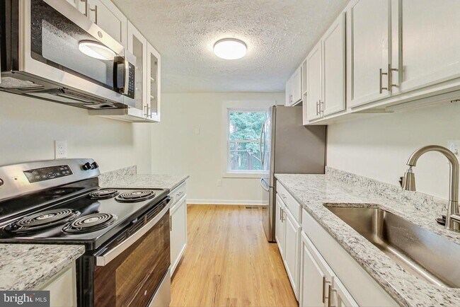 Foto del edificio - 6307 Willow Way