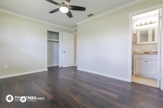 Building Photo - 556 Lowell AVE NW, Port Charlotte, FL 33952
