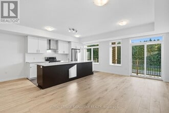 Building Photo - 56 Thatcher Dr