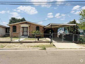 Building Photo - 216 W Olive St