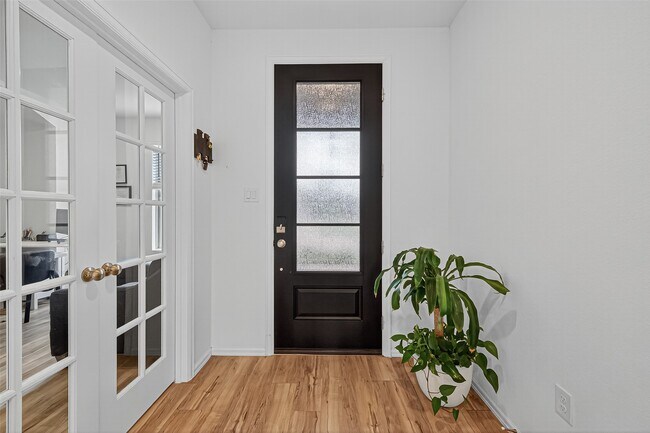 Building Photo - 27222 Woodridge Gln Dr