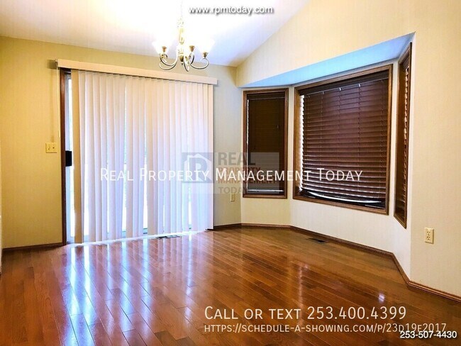 Foto del edificio - 1320 11th St Pl SW